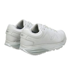 Simba W White Trainer